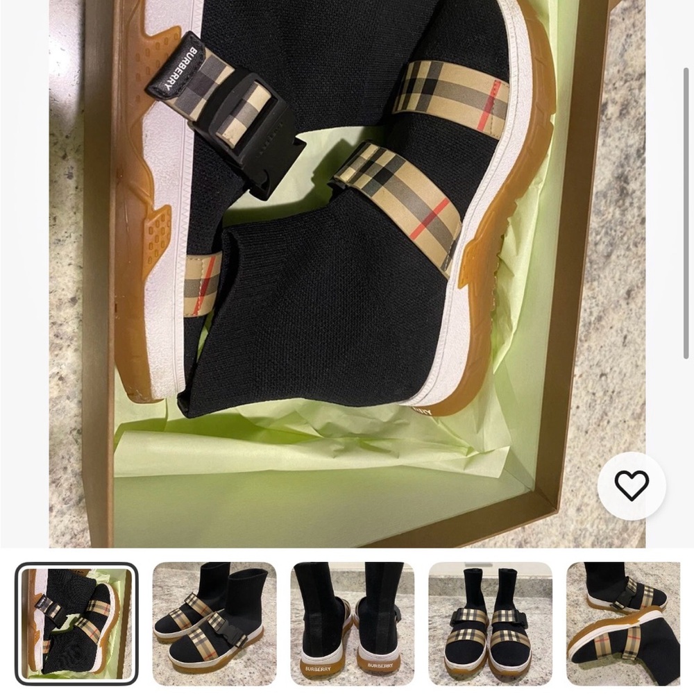 Burberry Kids Union Sock Sneaker with Beige Check Straps Sz 33